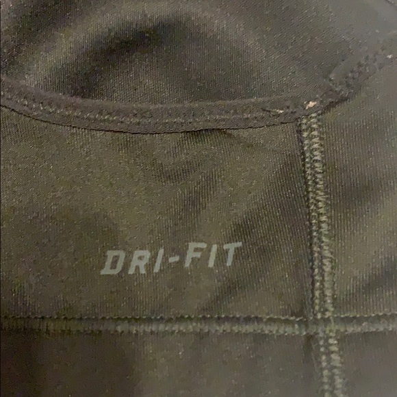 ✔️Nike Dri-Fit Sports Bra Size S Black - Picture 3 of 4